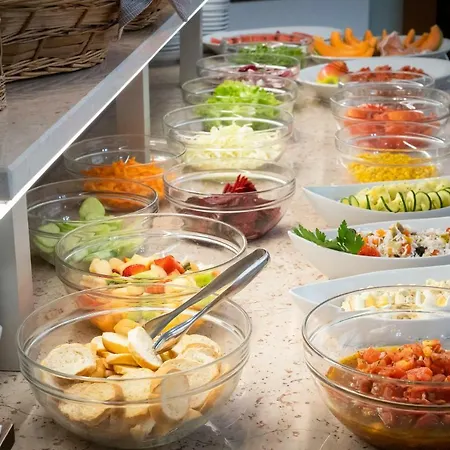 Stoccarda 3* كاوْرلي